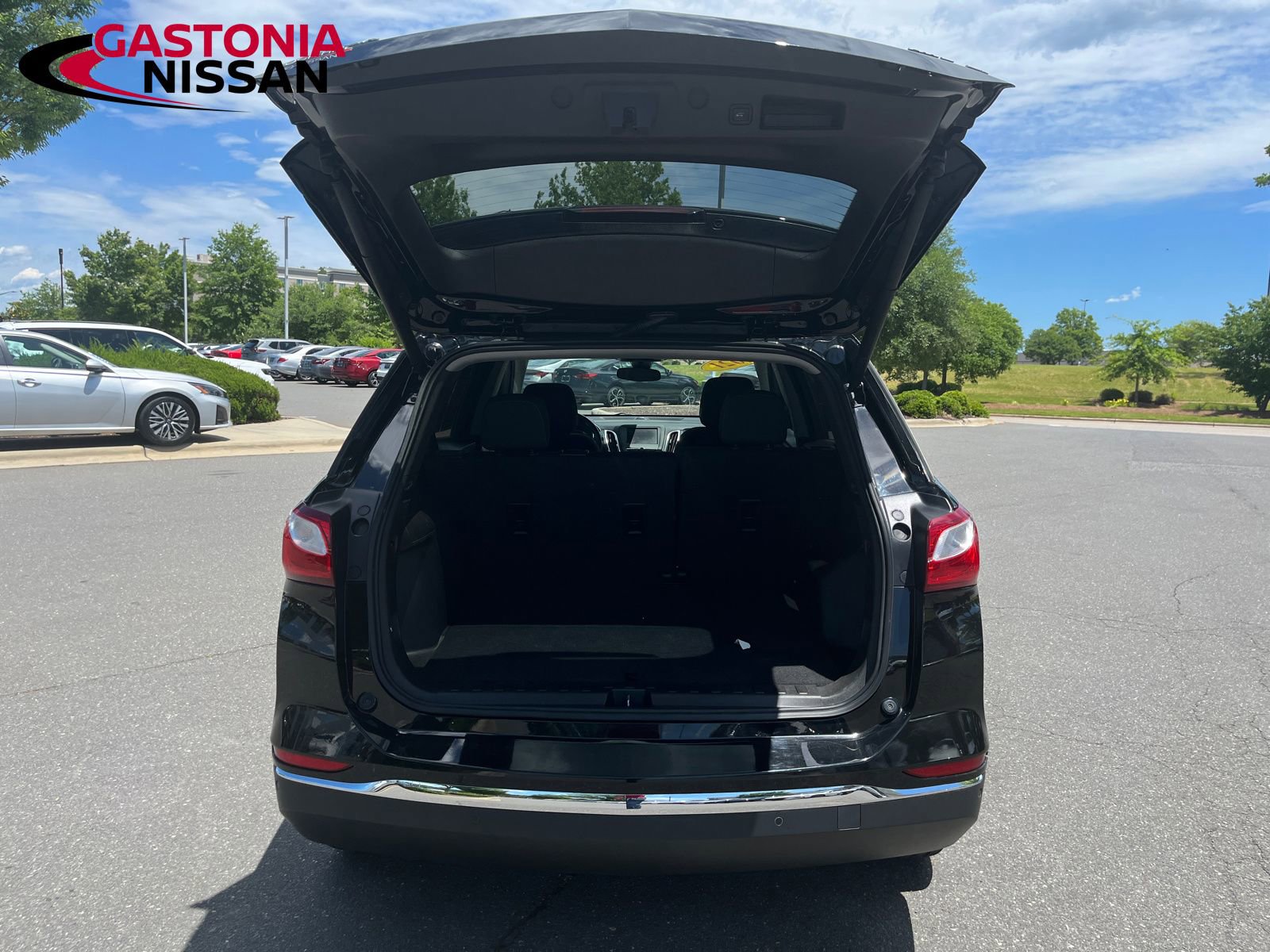 Used 2021 Chevrolet Equinox LT image 38