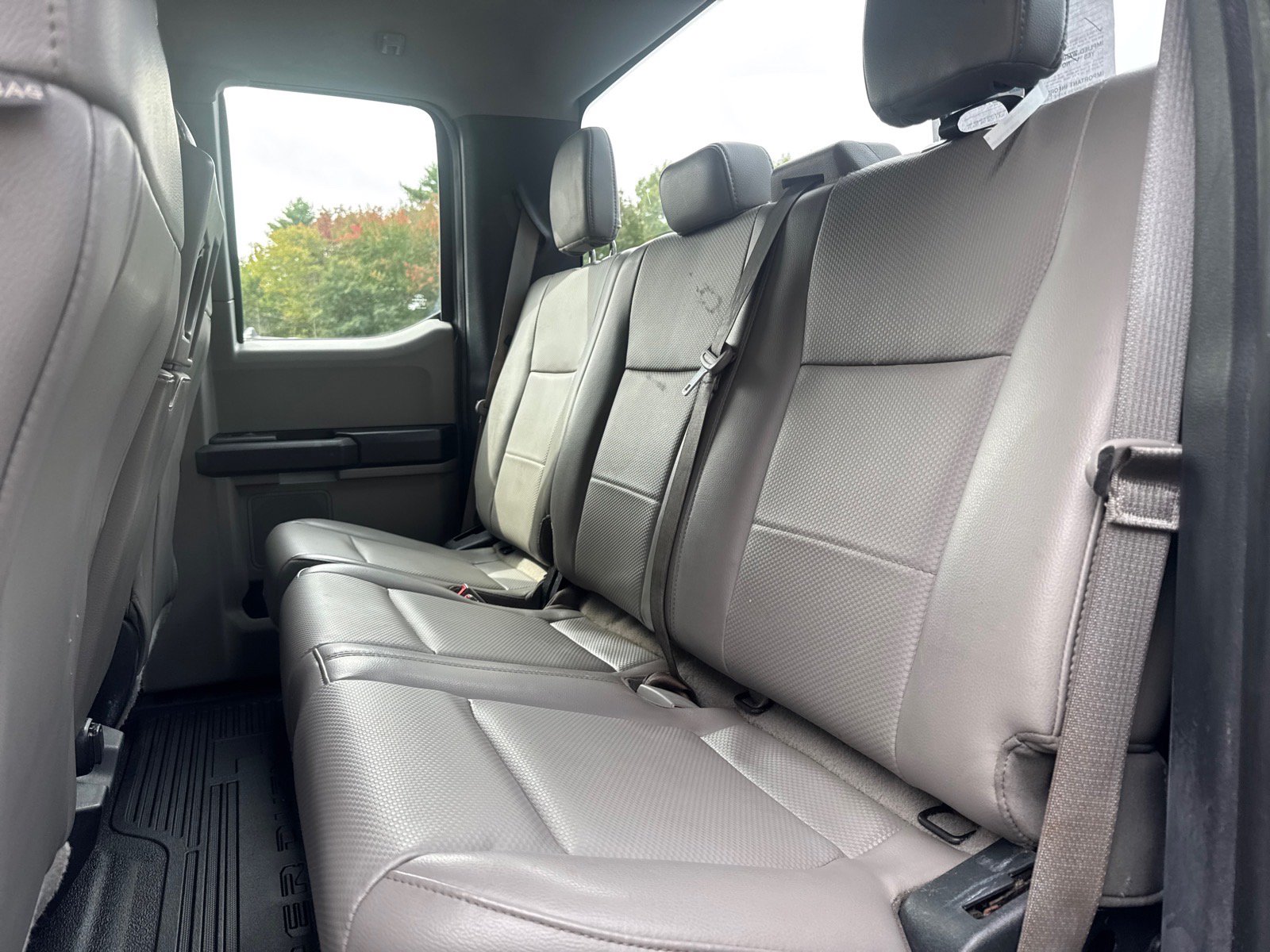 Used 2018 Ford F250 XL w/ STX Appearance Package AWD/4WD image 9