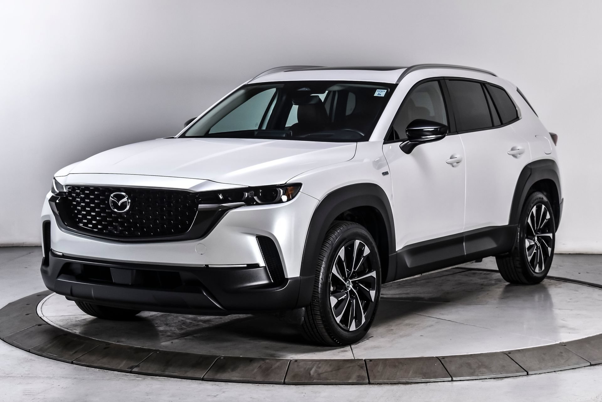 Used 2025 MAZDA CX-50 2.5 Hybrid w/ Premium Plus Pkg AWD/4WD image 2