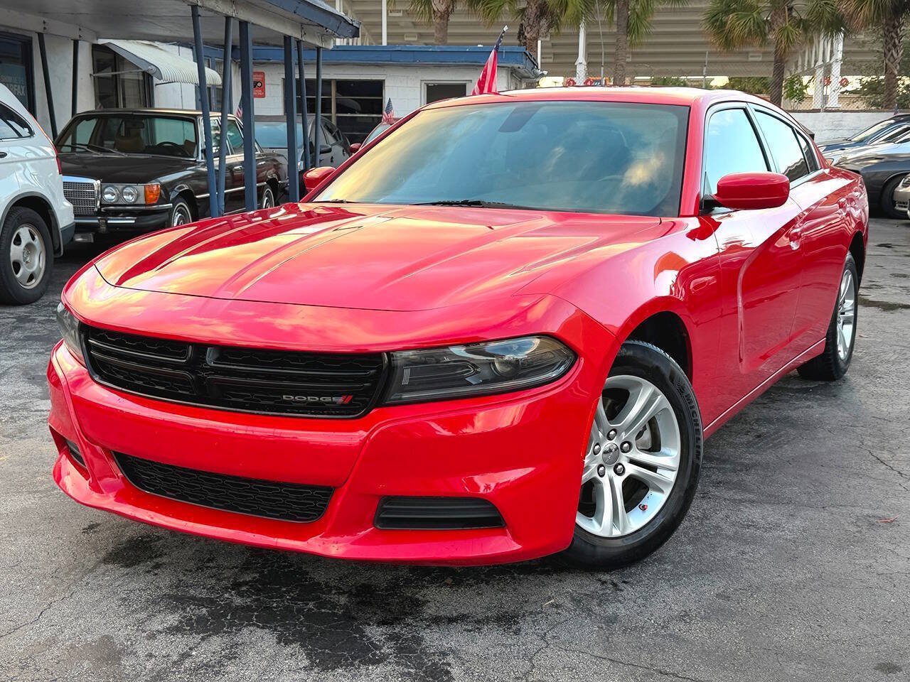 Used 2022 Dodge Charger SXT RWD image 6