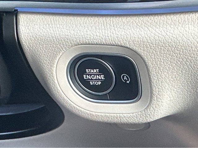 Used 2024 Mercedes-Benz GLE 350 4MATIC image 27