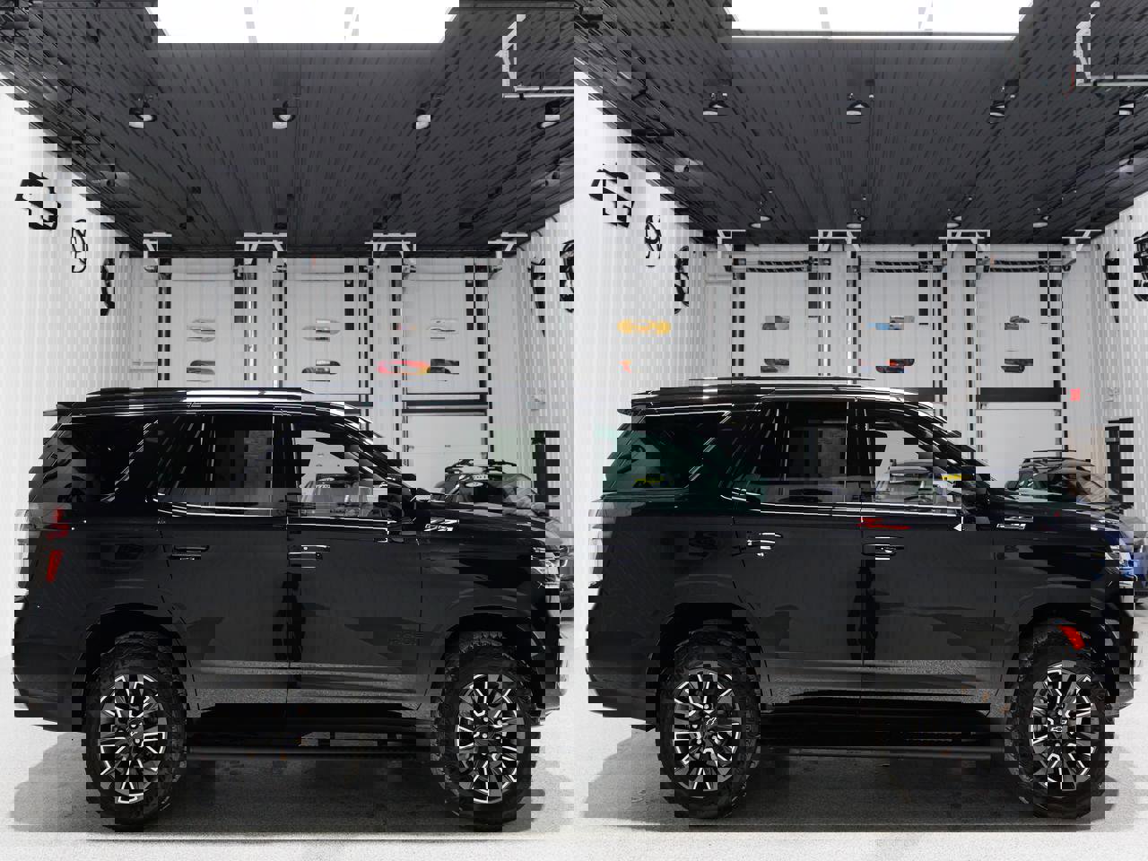Used 2023 Chevrolet Tahoe Z71 w/ Z71 Off-Road Package image 7