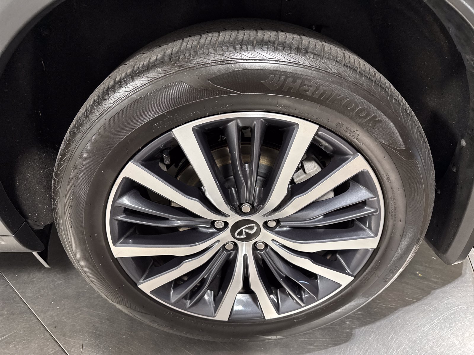 Certified 2025 INFINITI QX60 Sensory AWD/4WD image 12