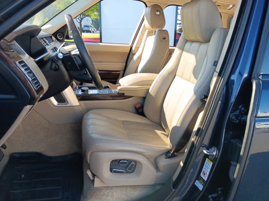 Used 2015 Land Rover Range Rover HSE AWD/4WD image 11