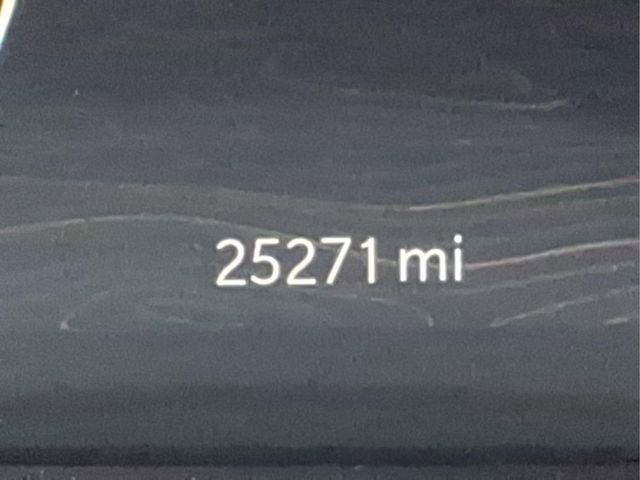 Used 2024 Jeep Grand Cherokee L Limited w/ Luxury Tech Group II image 32