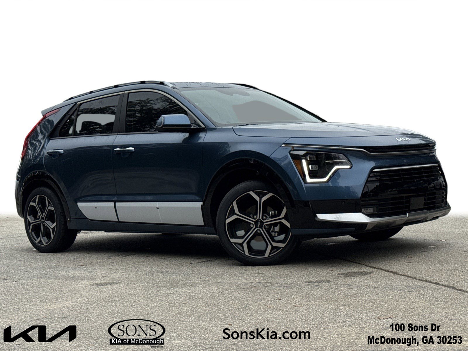 New 2025 Kia Niro SX Touring