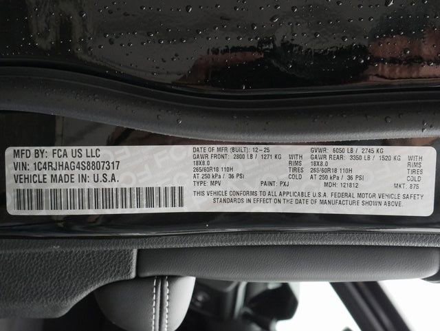 New 2025 Jeep Grand Cherokee Laredo X w/ Luxury Tech Group I image 28