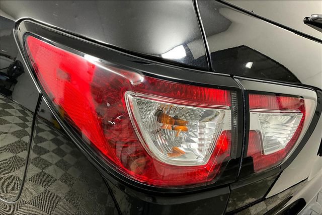 Used 2017 Chevrolet Traverse LT image 27