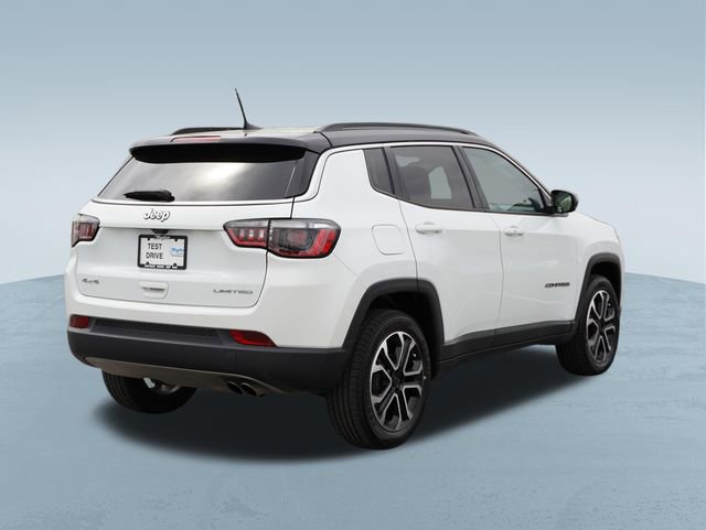 Used 2022 Jeep Compass Limited image 9