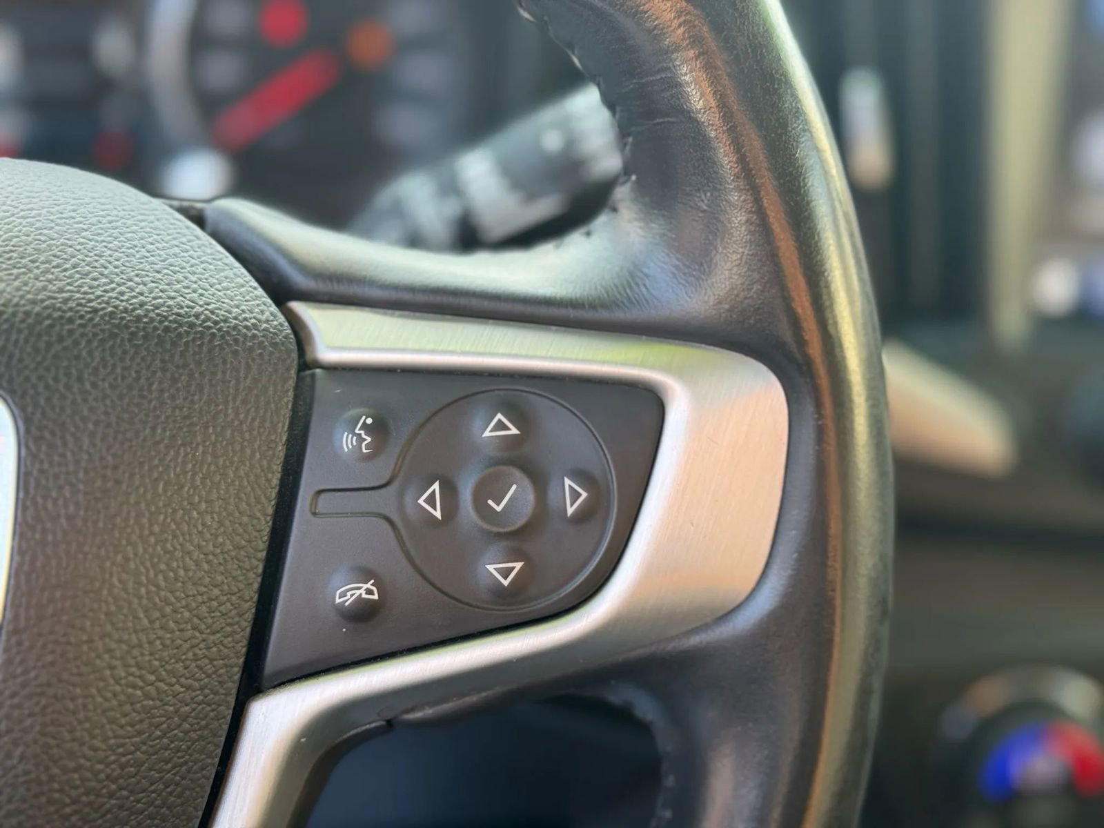 Used 2018 GMC Terrain SLE w/ Driver Convenience Package image 21