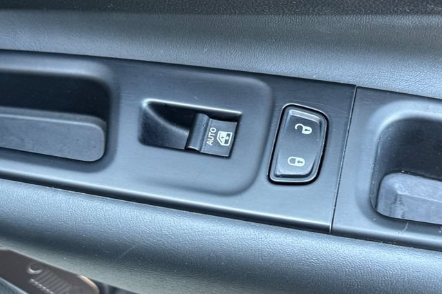 Used 2023 Jeep Renegade Latitude AWD/4WD image 22