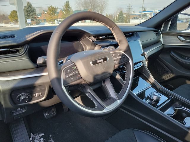 New 2026 Jeep Grand Cherokee Altitude AWD/4WD image 12
