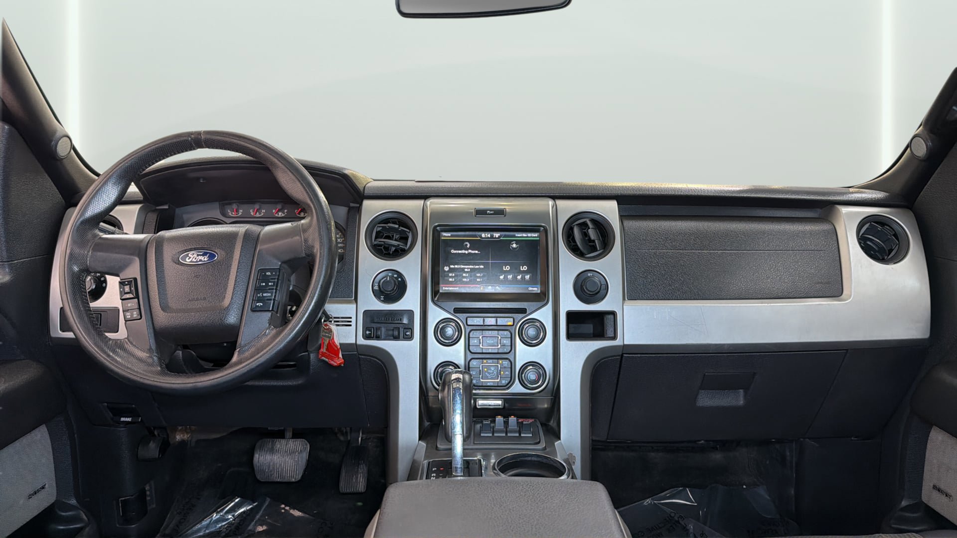 Used 2013 Ford F150 Raptor w/ Luxury Equipment Group image 14