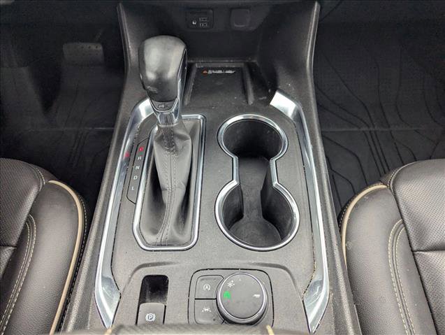 Used 2023 Chevrolet Traverse Premier image 14