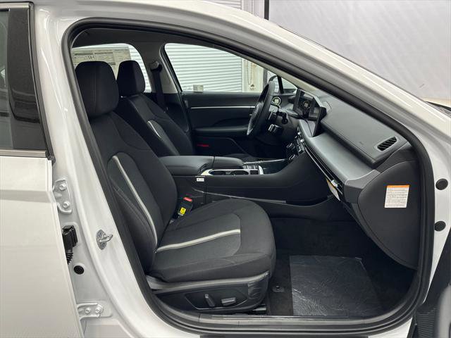 New 2025 Hyundai Sonata SEL image 14