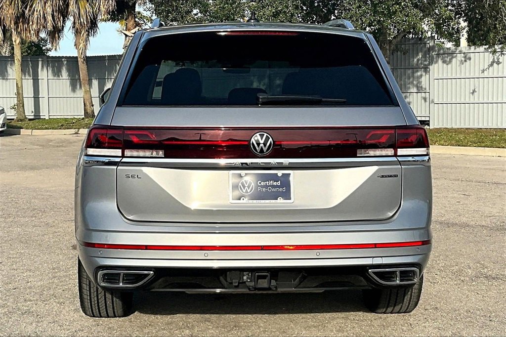 Used 2025 Volkswagen Atlas SEL Premium R-Line image 6