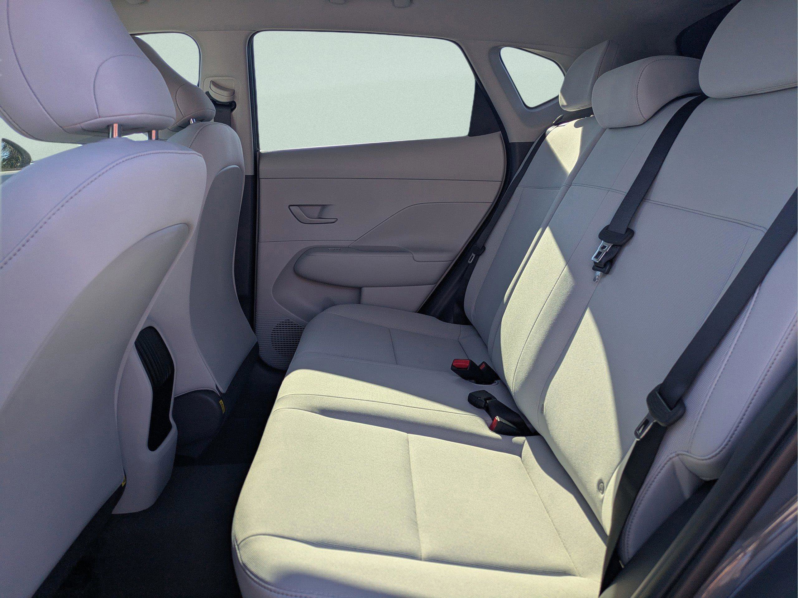 New 2026 Hyundai Kona SE image 27