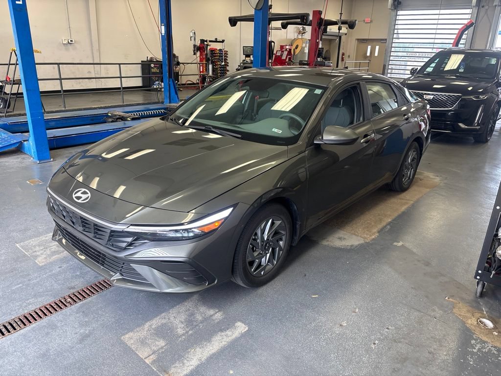 Used 2024 Hyundai Elantra SEL