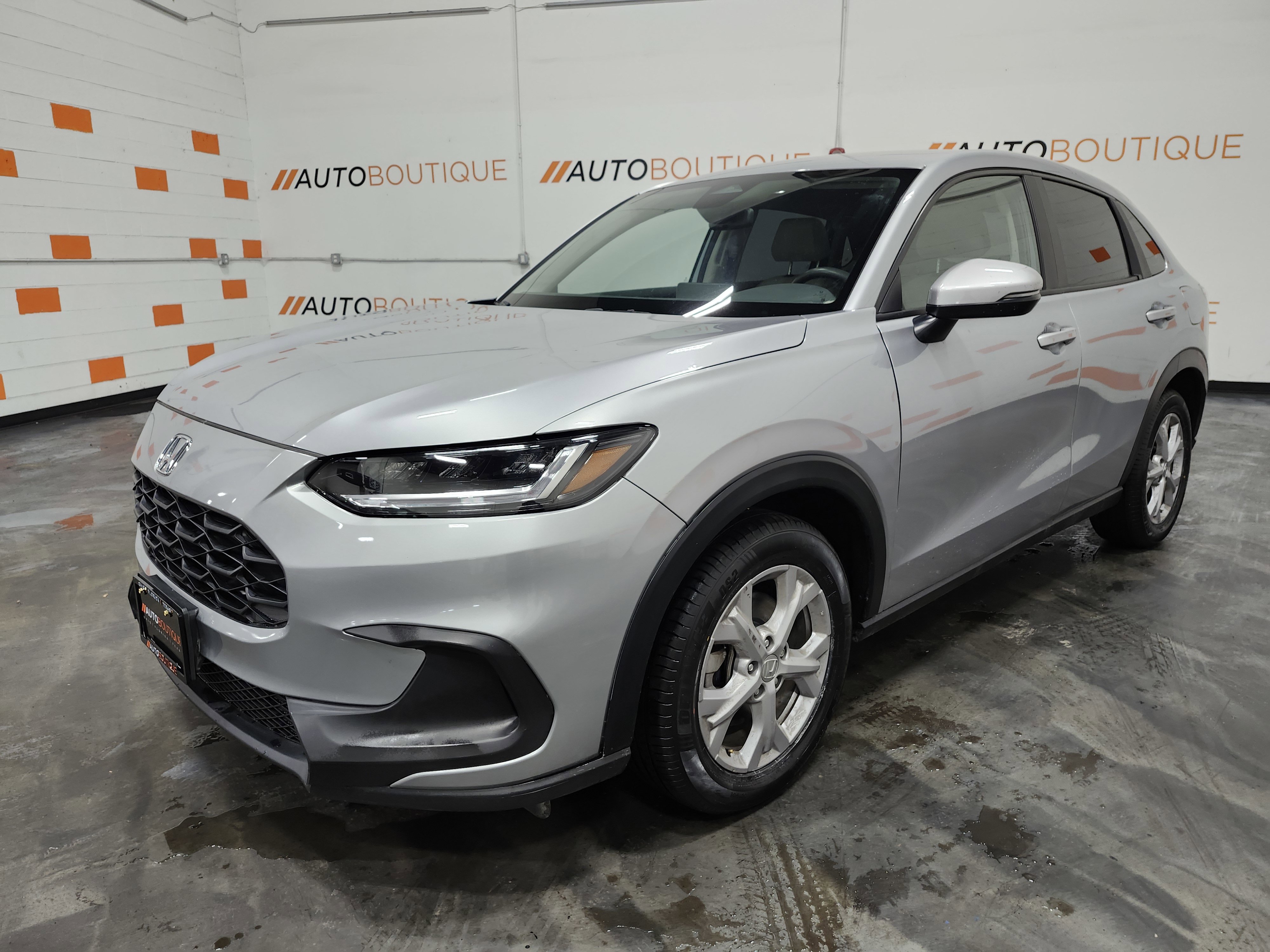 Used 2023 Honda HR-V LX image 11