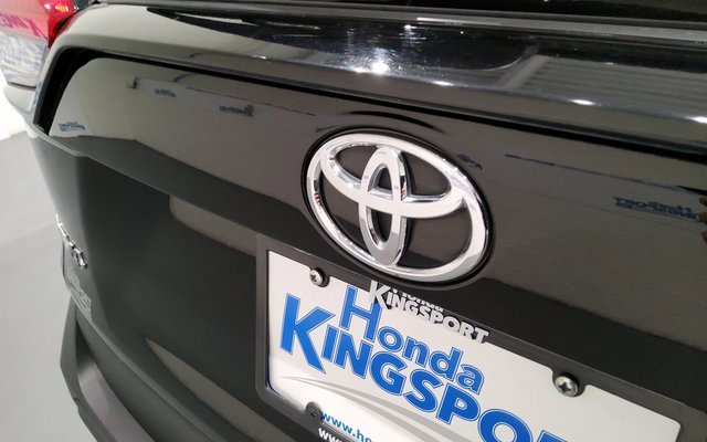 Used 2024 Toyota RAV4 XLE image 39