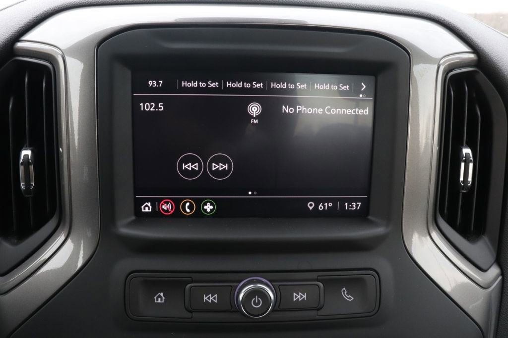 Used 2025 Chevrolet Silverado 1500 W/T image 17