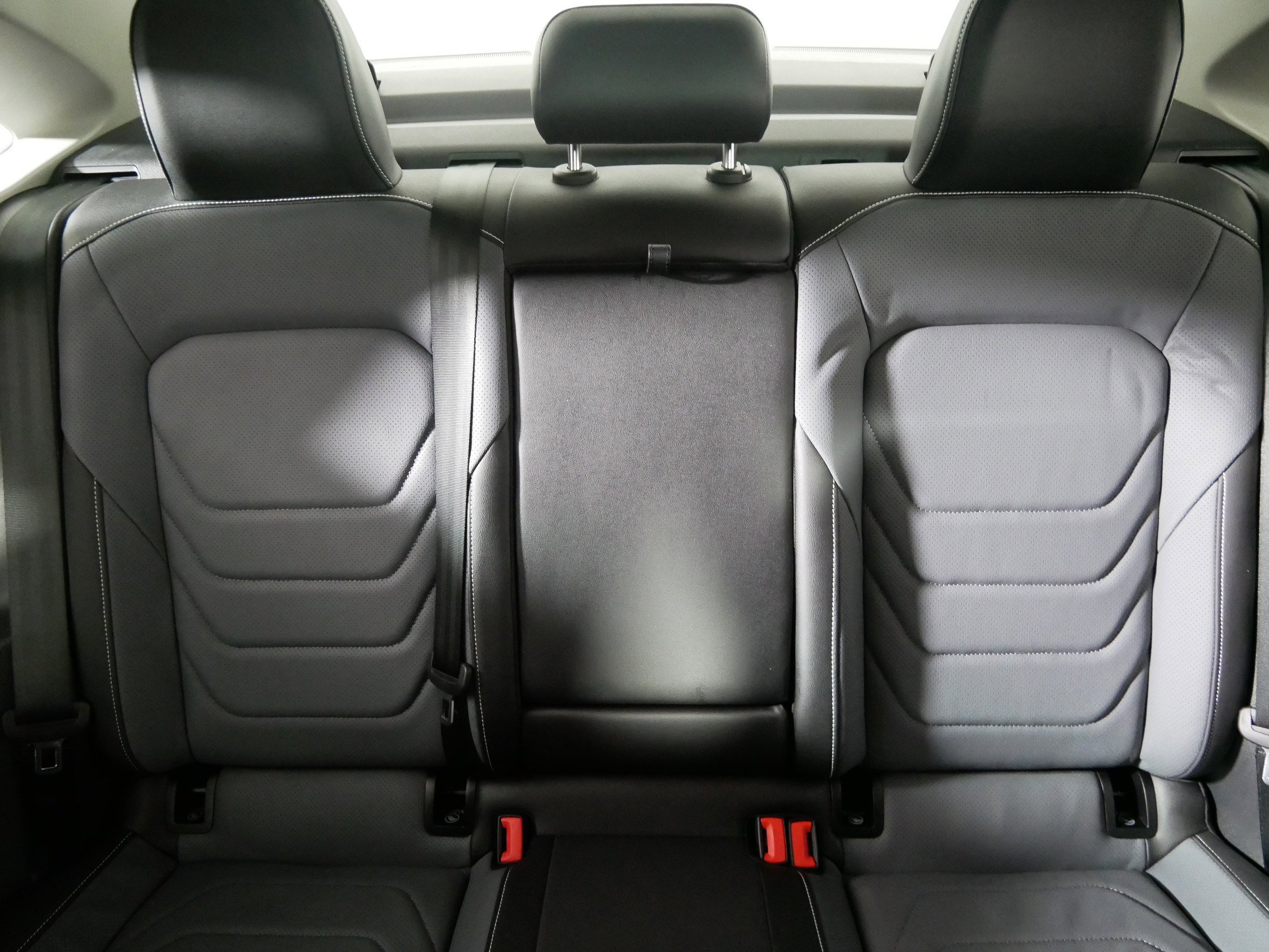 Certified 2025 Volkswagen Jetta SEL FWD image 13