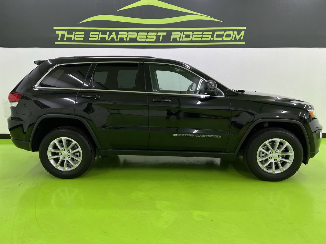 Used 2022 Jeep Grand Cherokee Laredo E AWD/4WD image 11