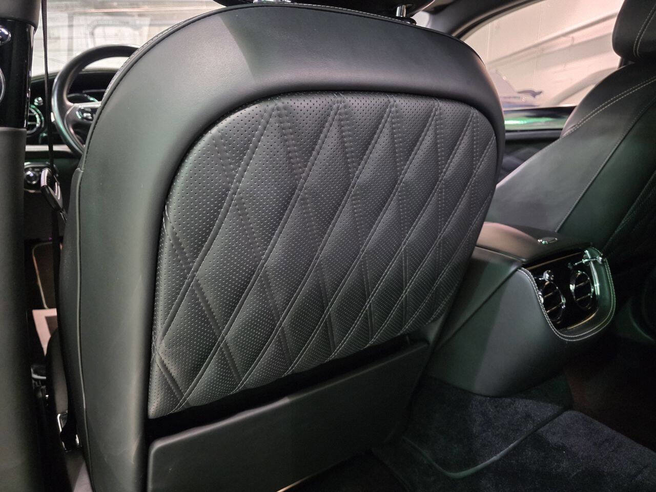 Used 2017 Bentley Mulsanne RWD image 27