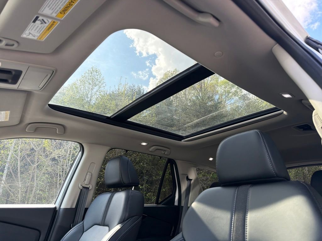 Used 2023 Honda Pilot Touring image 21