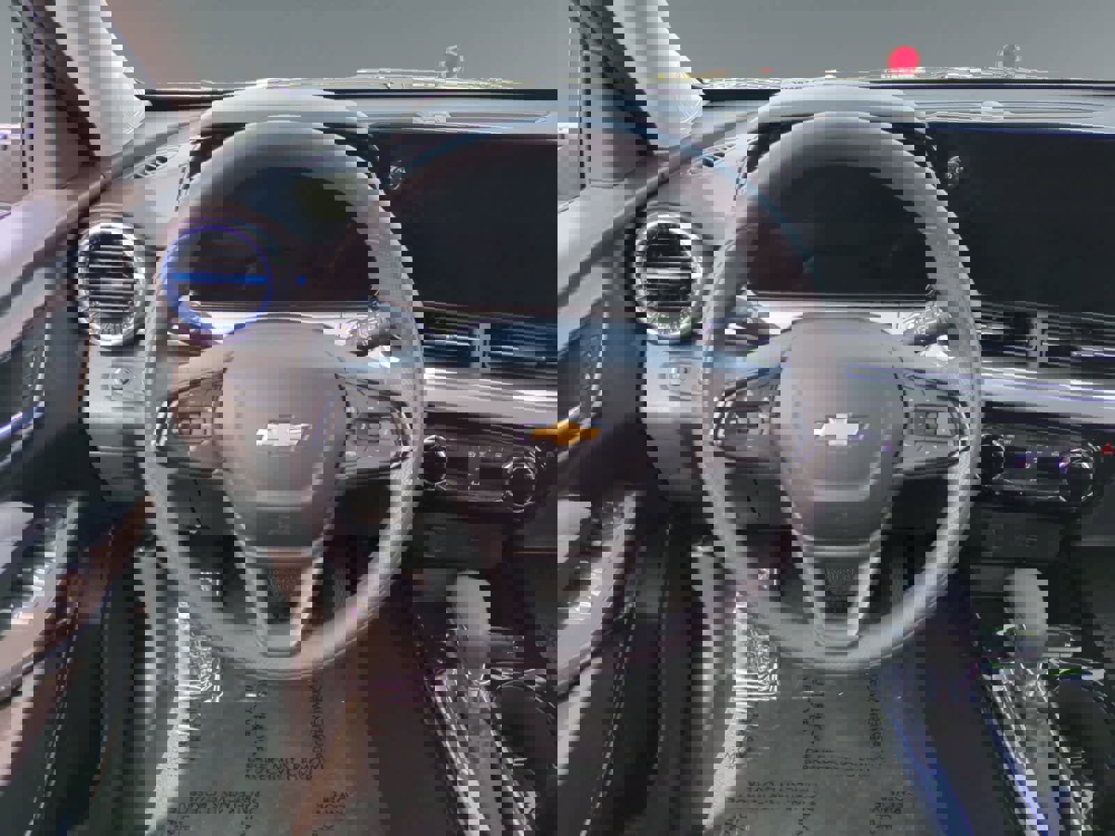 Used 2024 Chevrolet Trax LT image 12