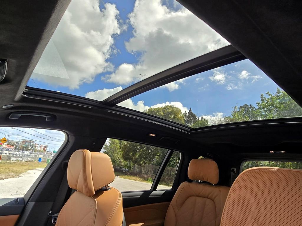 Used 2026 BMW X7 xDrive40i image 23