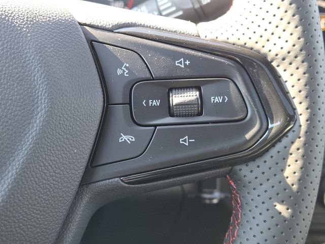 New 2026 Chevrolet Trax RS w/ Sunroof Package image 14