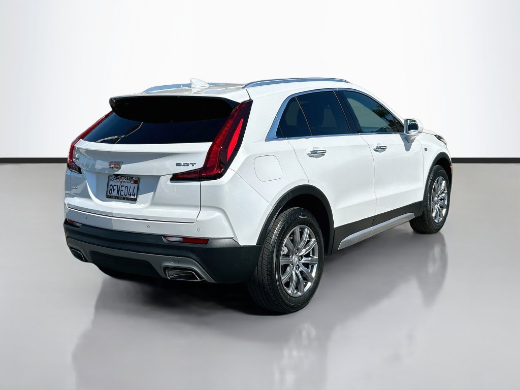 Used 2019 Cadillac XT4 Premium Luxury w/ Technology Package AWD/4WD image 5