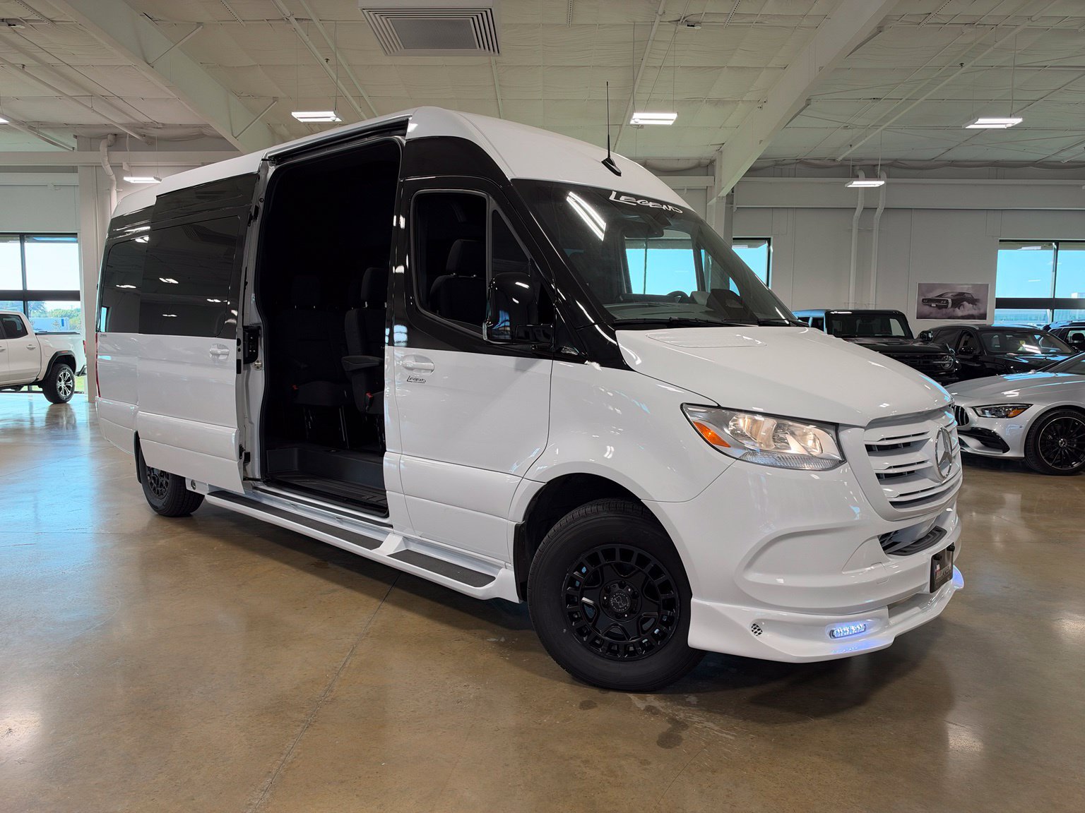 Used 2026 Mercedes-Benz Sprinter 2500 image 2