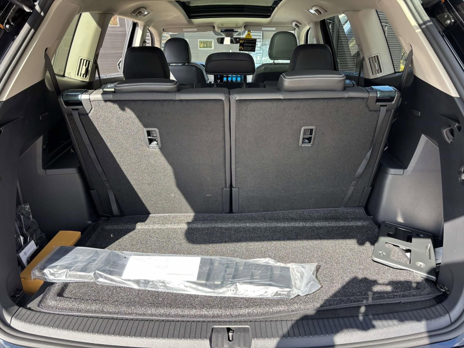 New 2026 Volkswagen Atlas SE image 9