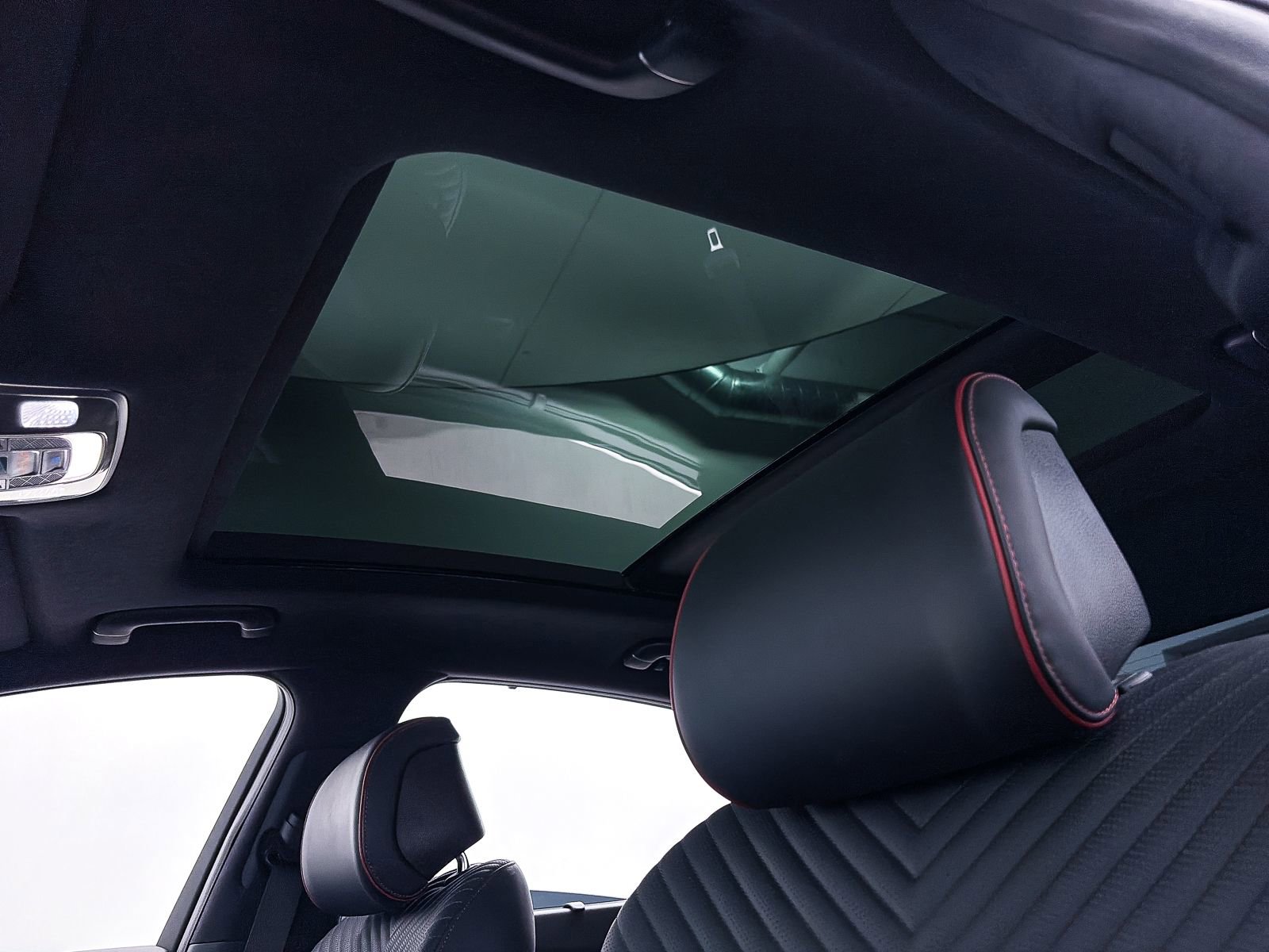 Used 2023 Genesis G80 3.5T Sport image 3