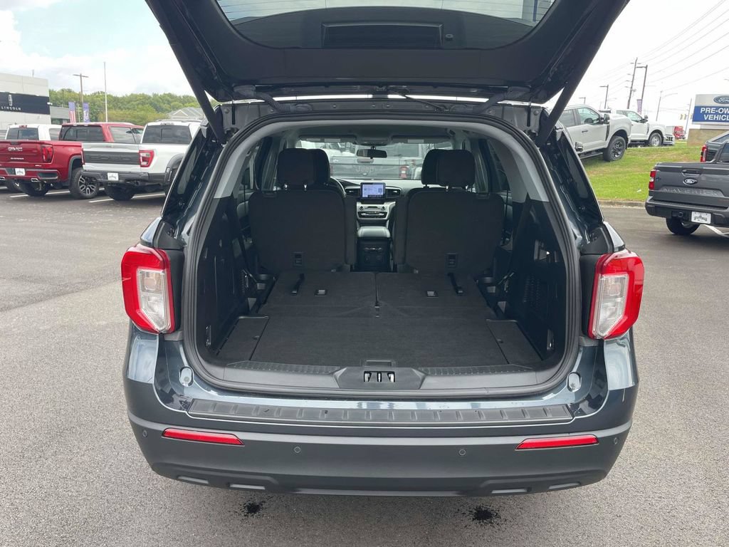 Certified 2022 Ford Explorer XLT RWD image 10