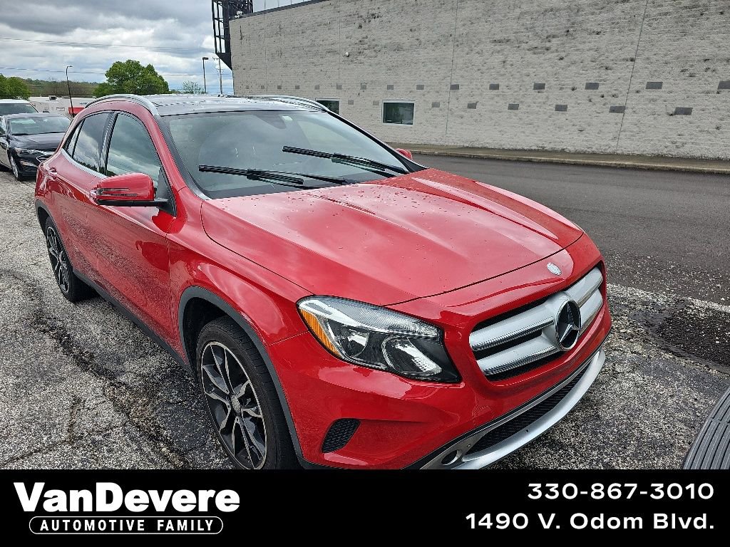 Used 2016 Mercedes-Benz GLA 250 4MATIC image 1