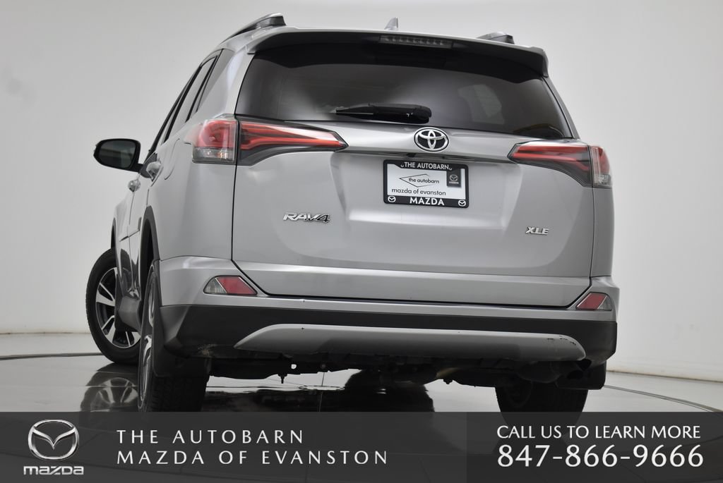 Used 2017 Toyota RAV4 XLE w/ Plus Extra Value Package FWD image 9