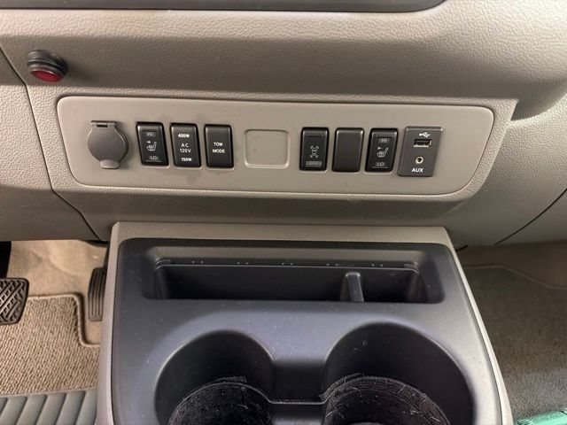 Used 2017 Nissan NV 3500 SL RWD image 34