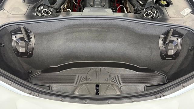Used 2023 Chevrolet Corvette Stingray Preferred Cpe w/ Z51 Performance Package RWD image 4