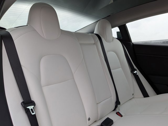 Used 2021 Tesla Model 3 Standard Range Plus image 22