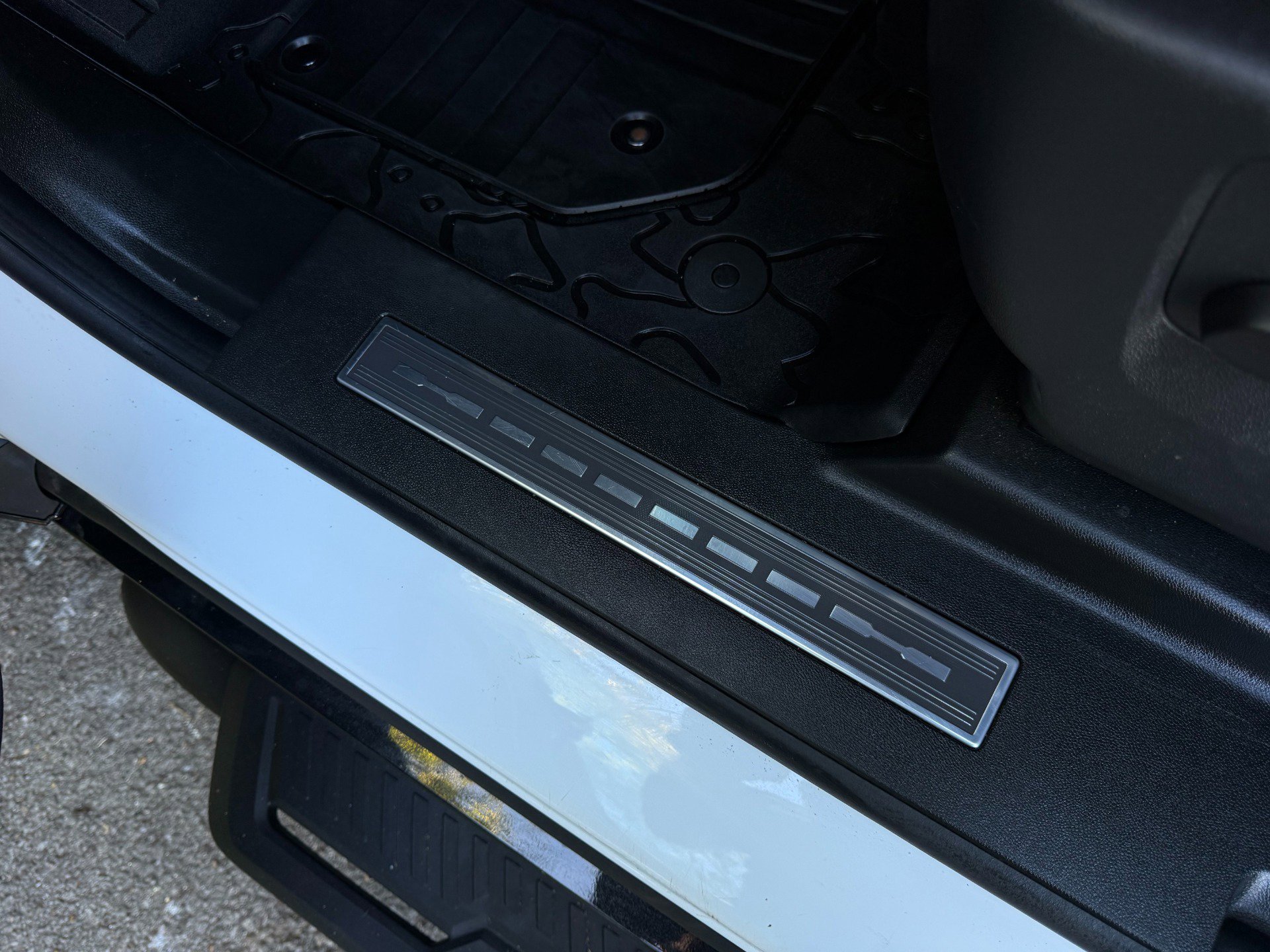 Used 2025 GMC Hummer EV 2X w/ Extreme Off-Road Package image 47