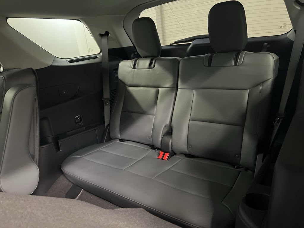New 2026 Ford Explorer Active w/ Active Comfort Package AWD/4WD image 28