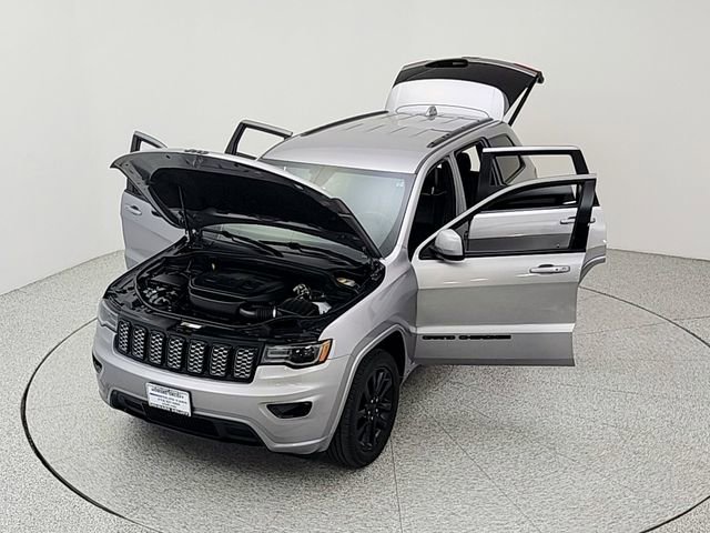 Used 2021 Jeep Grand Cherokee Laredo X AWD/4WD image 38