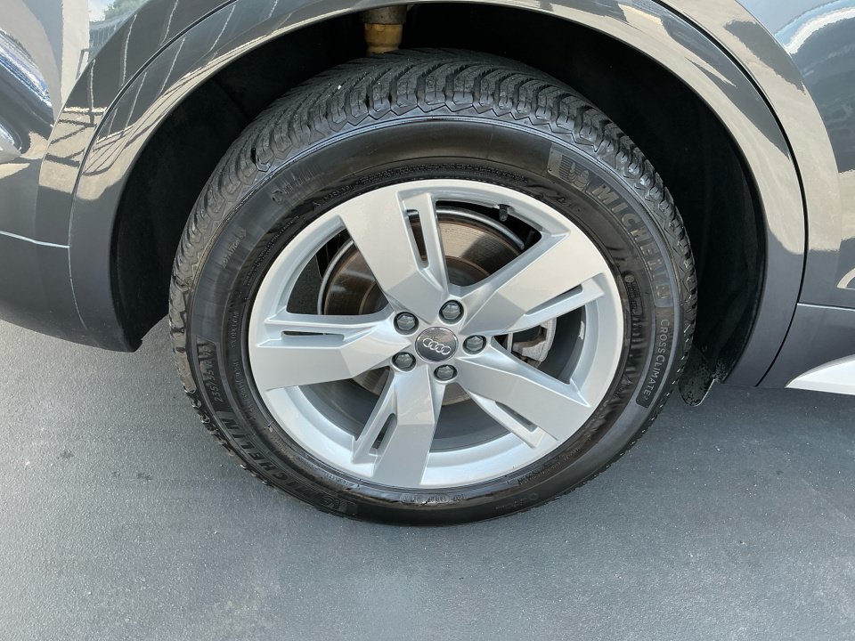 Used 2018 Audi Q5 2.0T Premium AWD/4WD image 29
