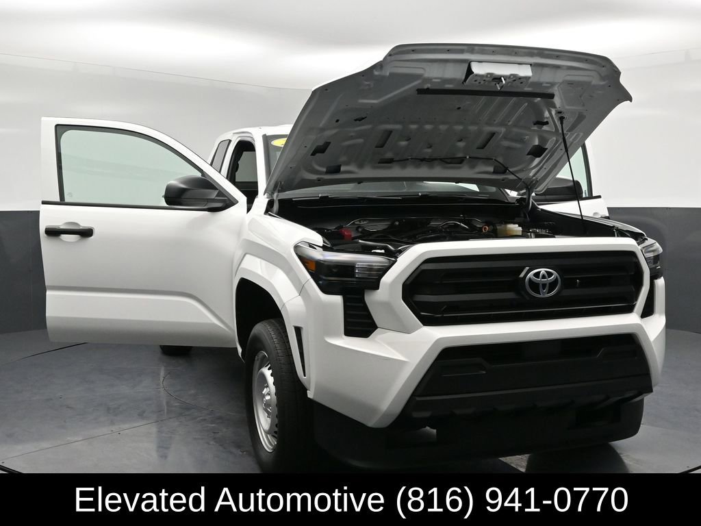 Used 2024 Toyota Tacoma SR image 32