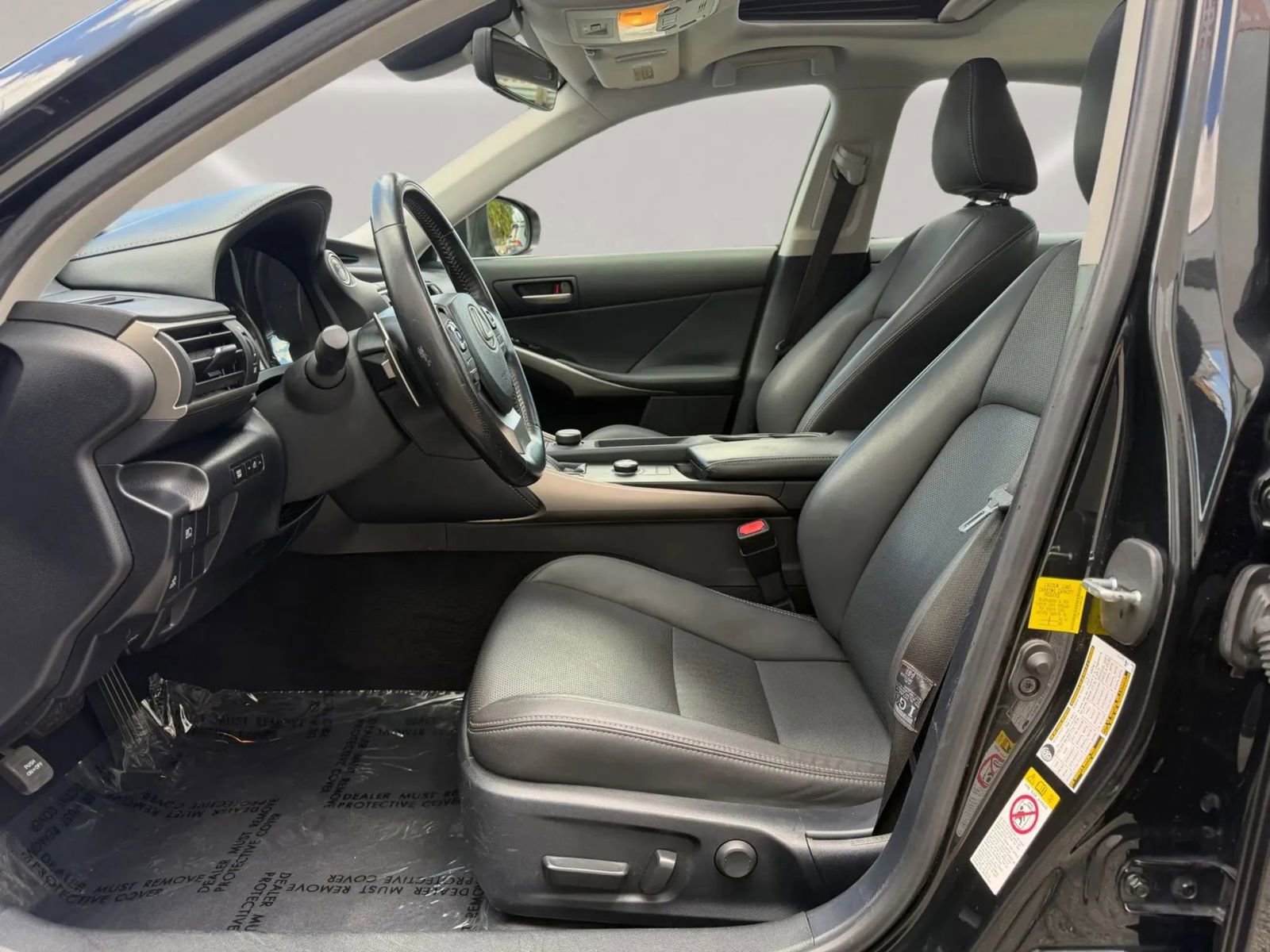 Used 2019 Lexus IS 300 w/ Accessory Package 2 RWD image 9