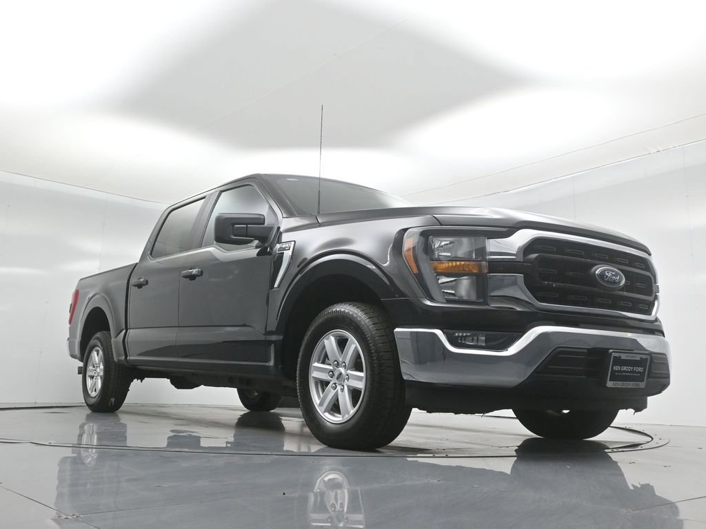 Used 2023 Ford F150 XLT image 44