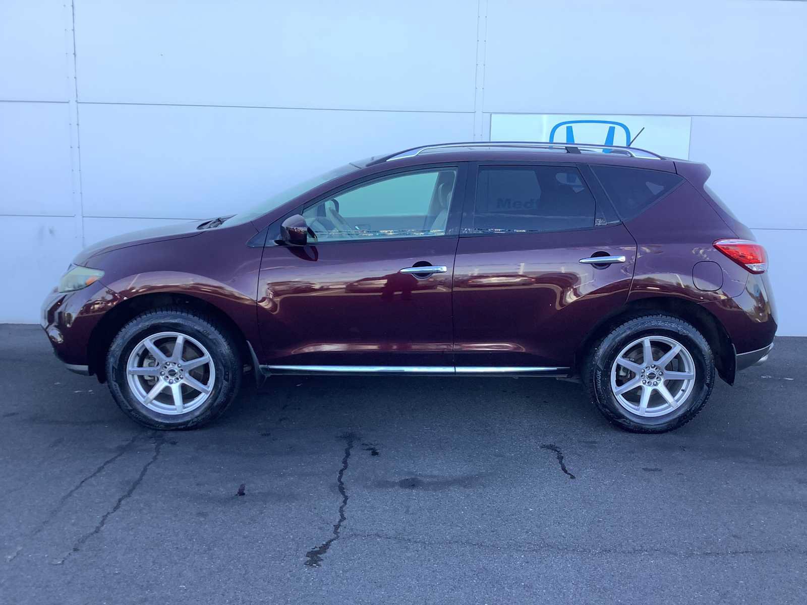 Used 2013 Nissan Murano LE w/ Platinum Pkg AWD/4WD image 3